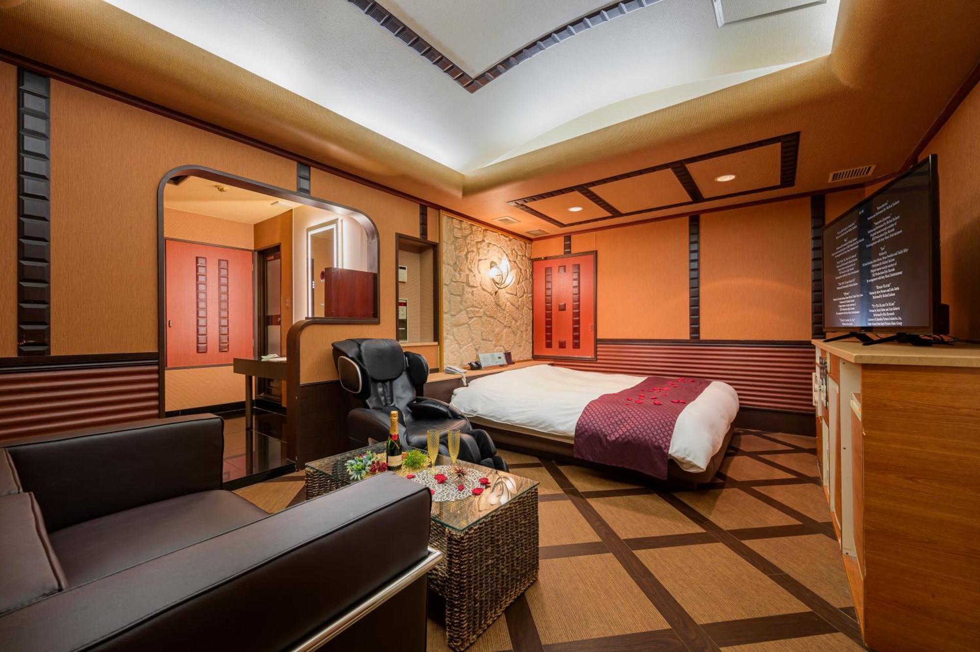 Hotel Mobilia (Adults Only) Tsurugashima ภายนอก รูปภาพ