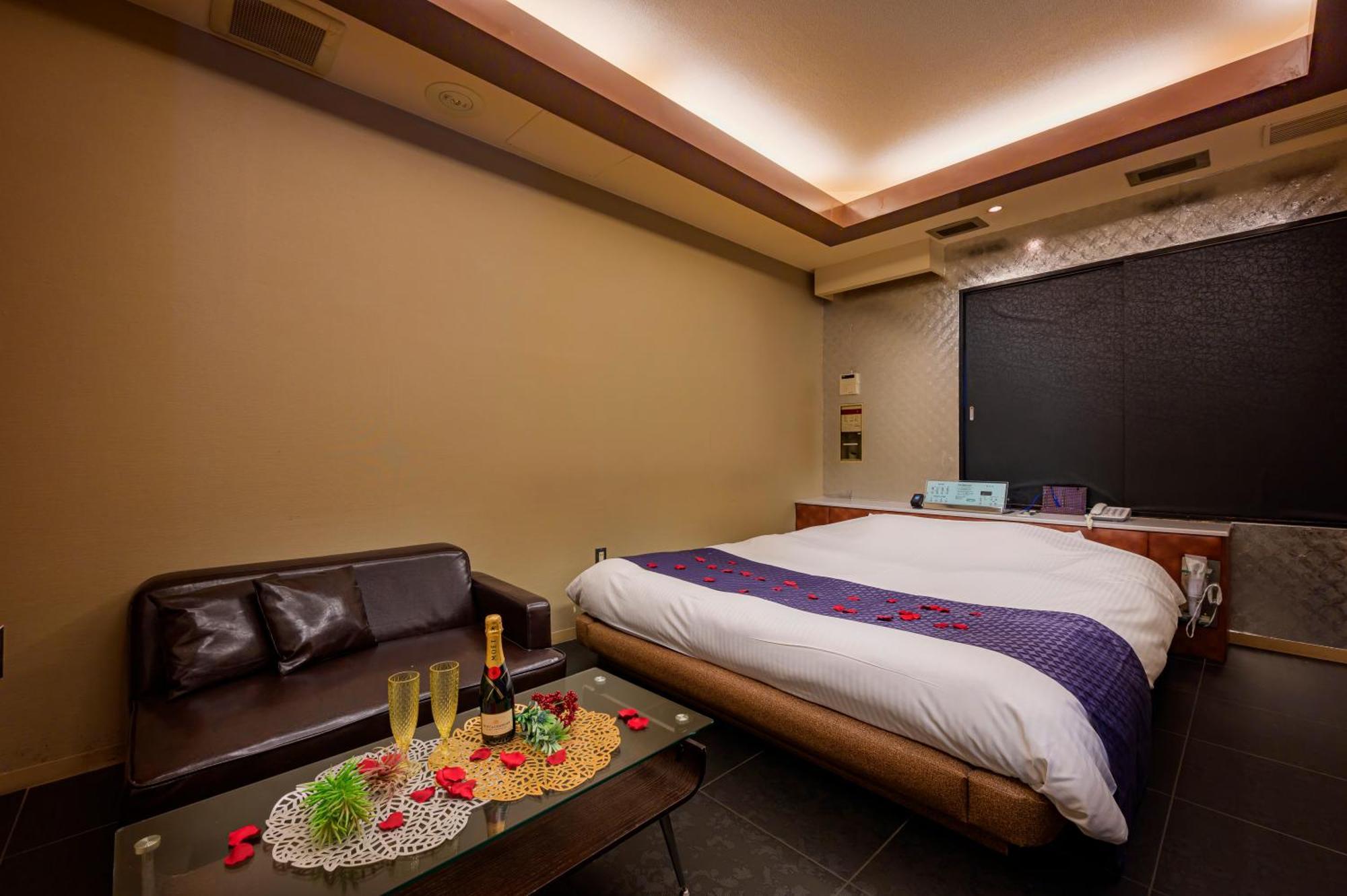 Hotel Mobilia (Adults Only) Tsurugashima ภายนอก รูปภาพ