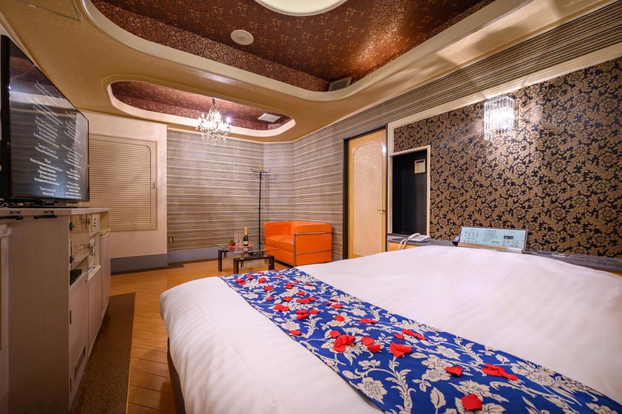 Hotel Mobilia (Adults Only) Tsurugashima ภายนอก รูปภาพ